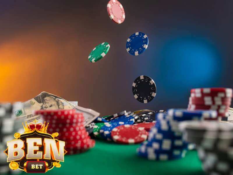 cach-kiem-tien-voi-game-bai-benbet-casino.jpg
